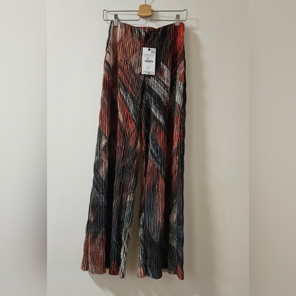 Cozy Abstract Printed Pleated Straight Wide-leg Pants By ZARA - Picture 4 of 14